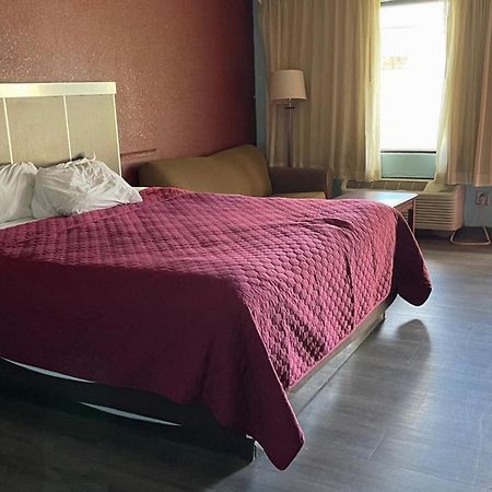 Mayfair Inn Вільямстон Екстер'єр фото